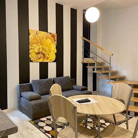 Modern-Style Flat 2 Apartment Рига Екстериор снимка